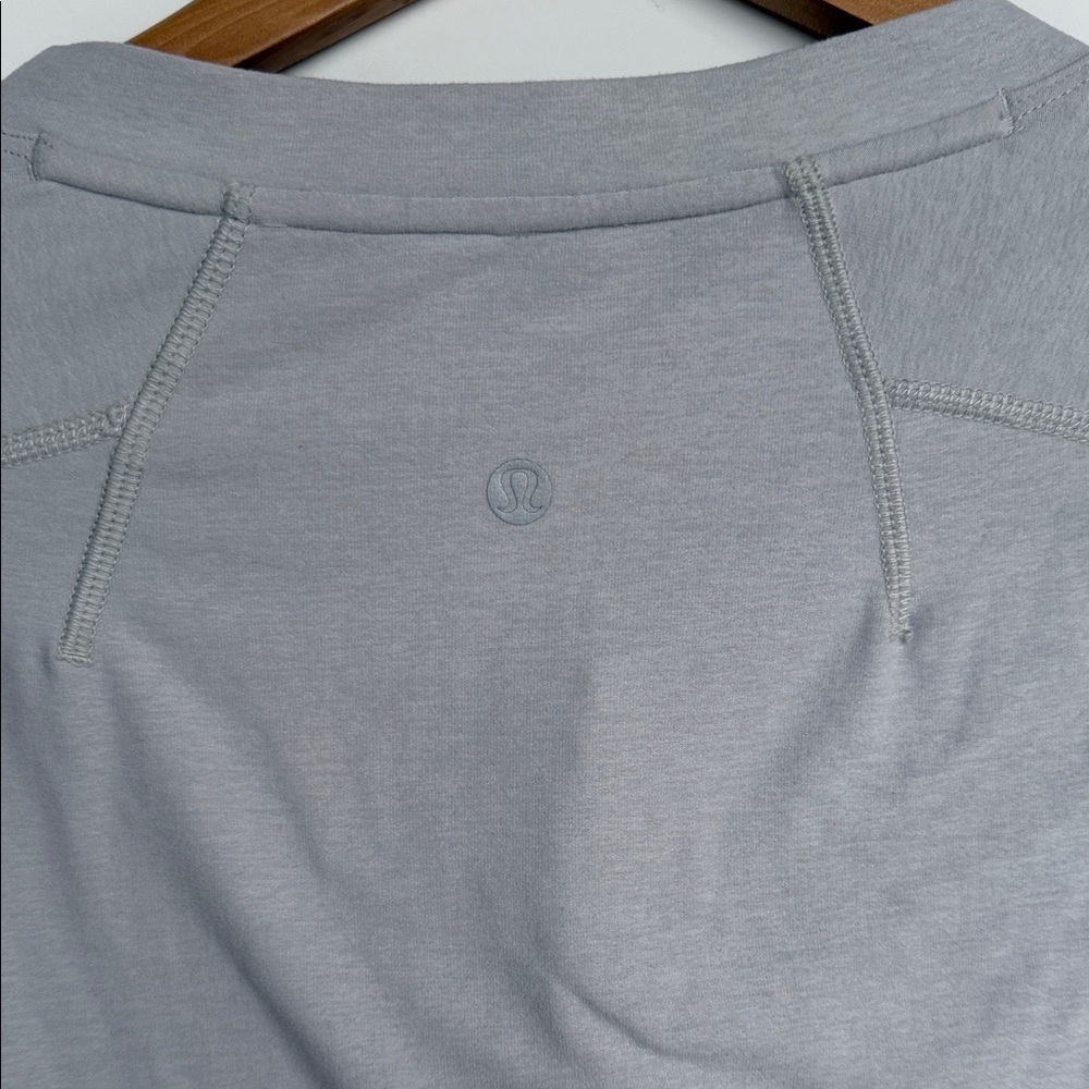 Lululemon Silverescent Evolution Henley Long Sleeve Mens XL Grey Anti-Odor Tech - Picture 2 of 14